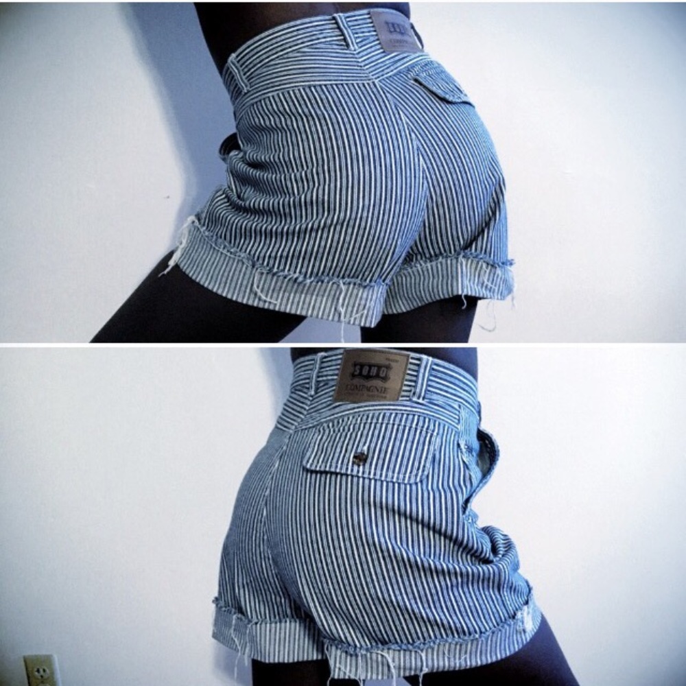 Vintage High Waist Frayed Jean Shorts